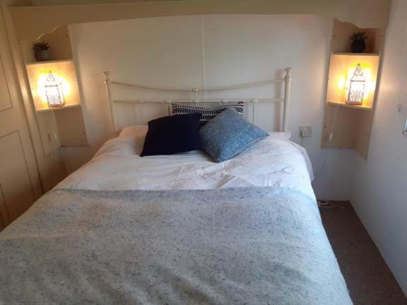 Retro Caravan Campground/ 
RV Resort in Rother District