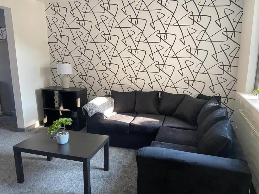 Stylish 3-Bedroom House in Warrington - Sleeps 5 House in England