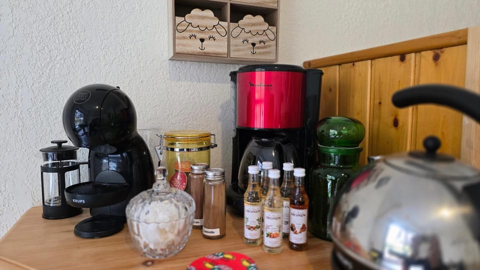 Coffee/tea facilities