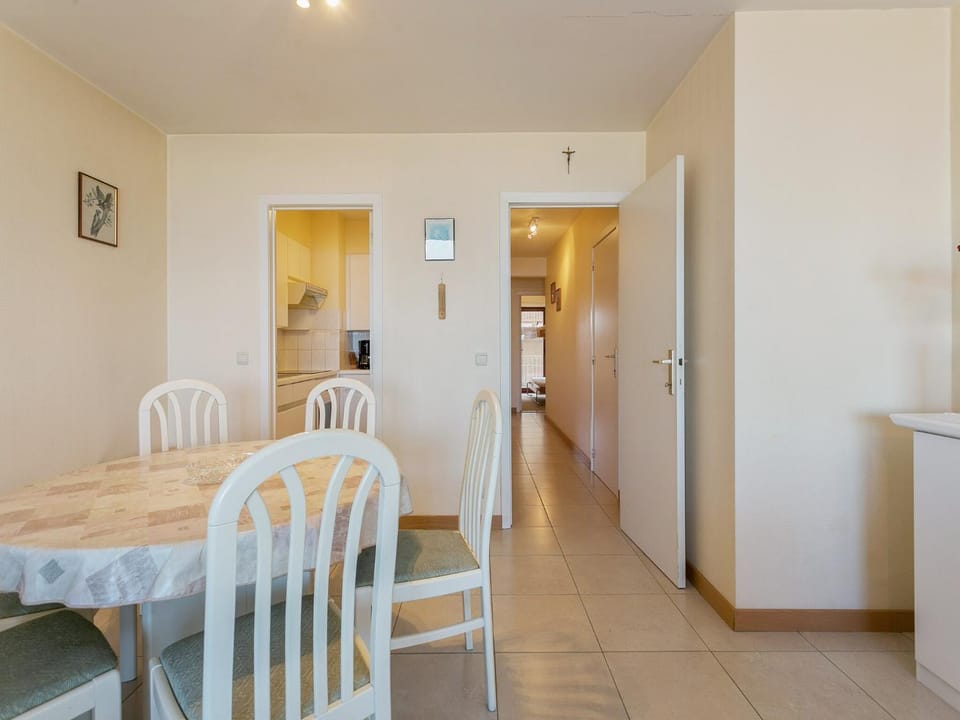 Property building, Dining area