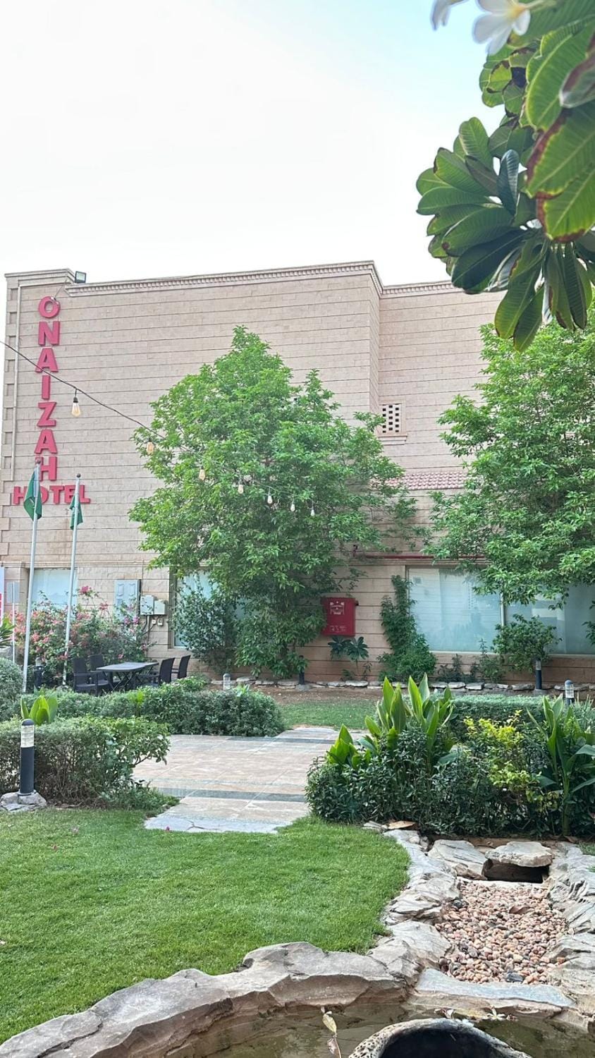 فندق عنيزة الحديث Hotel in Riyadh Province