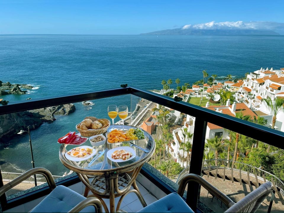 Nearby landmark, View (from property/room), Balcony/Terrace, Beach, Sea view