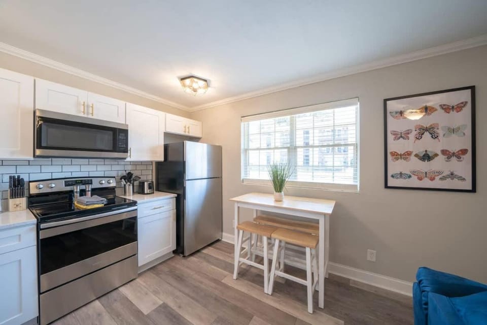 OV Mosaic - Rain Suite Apartment in Norfolk
