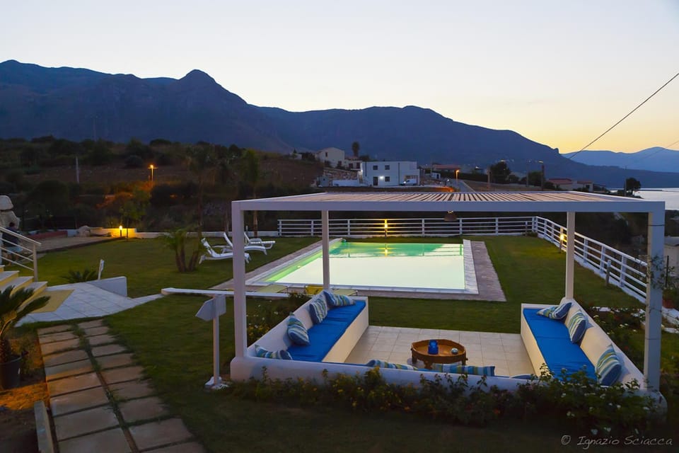 Garden, Balcony/Terrace, Garden view, Pool view, Swimming pool