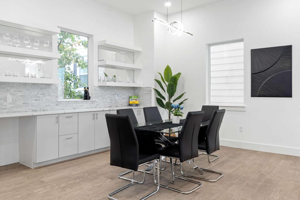 Newly Built Modern 3 Bedroom Houston Home House in Houston