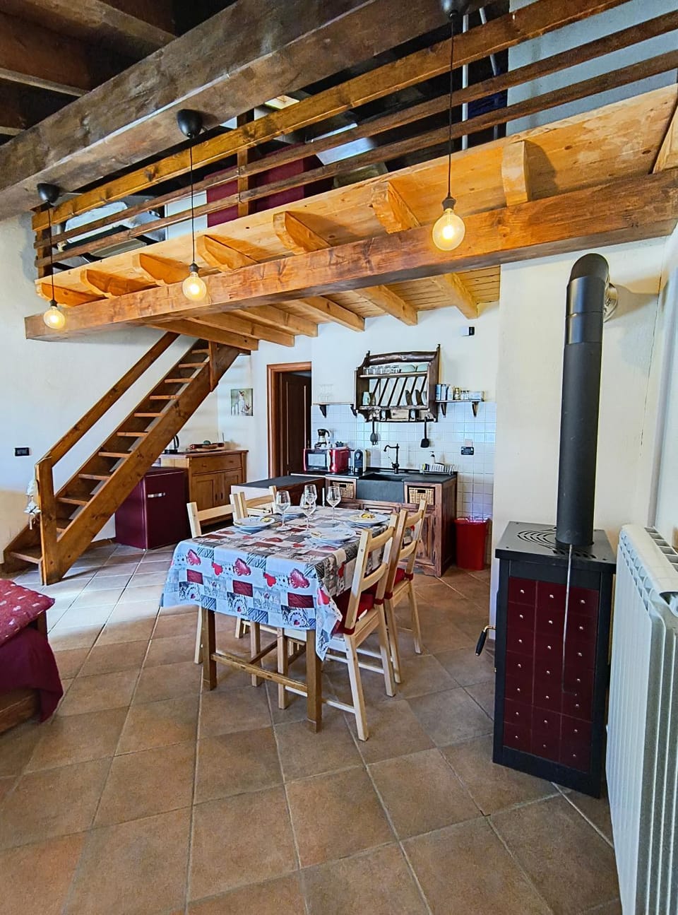 Petit Royal - Maisons de Charme Valle d'Aosta - Appartamento per 6 persone - con Balcone, Giardino e Soppalco Apartment in Aosta Valley, Italy
