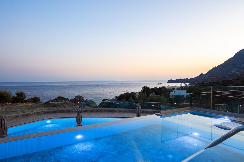 Sea view, Swimming pool