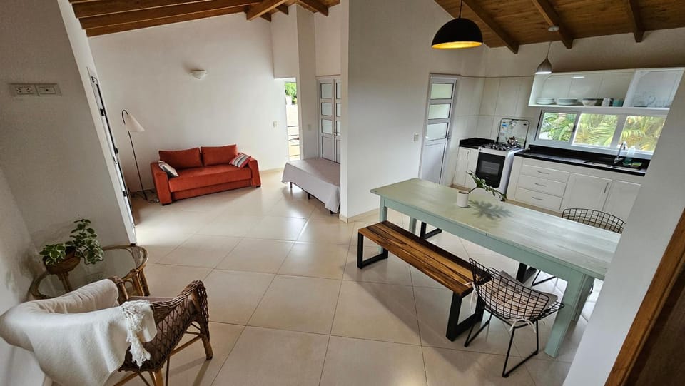 Kitchen or kitchenette, Living room, Seating area, Dining area, stove