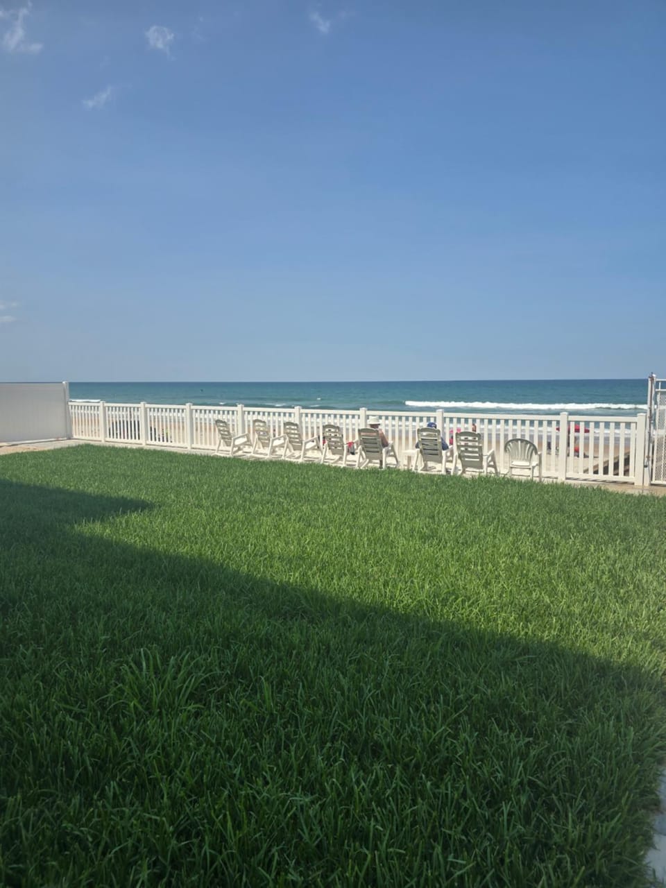 Ocean View Studio Condo w Heated Pool Private Balcony Free Parking Apartment hotel in Daytona Beach Shores