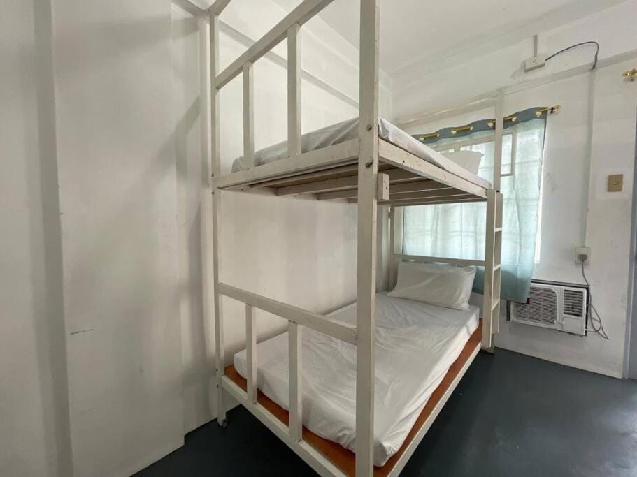 Lawton Residences Studio Room 3B - 4 pax Apartment in Pasay
