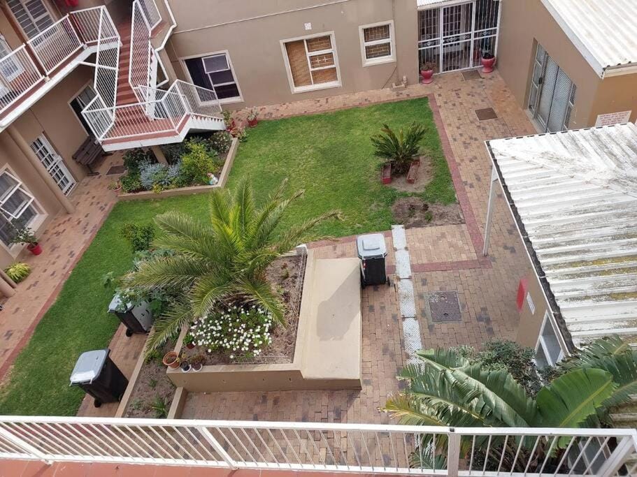 Property building, Garden