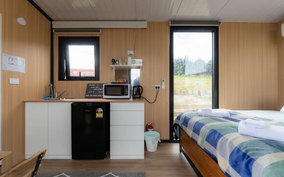 Bruce Farm Alpaca Cabin 2 by Tiny Away Cabin in Otago