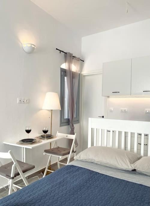 Artemonas Beige Escape House in Milos