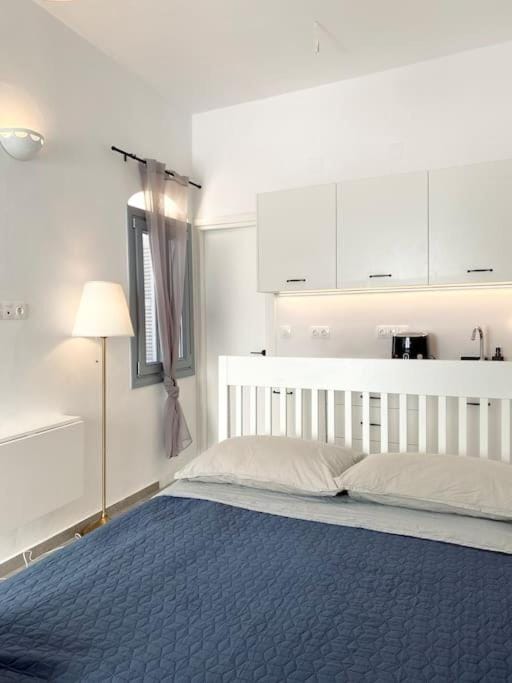 Artemonas Beige Escape House in Milos
