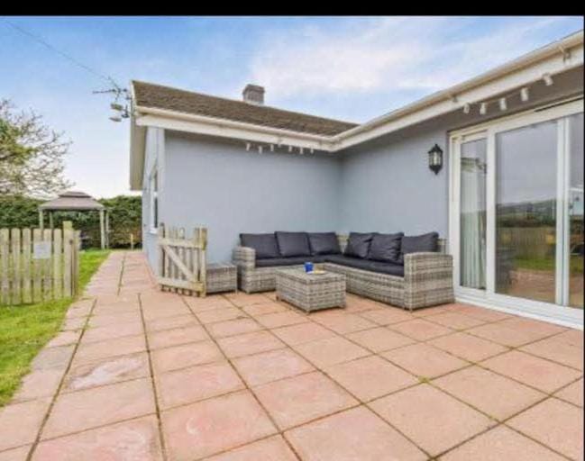 Aberceiro Bungalow House in Tirymynach