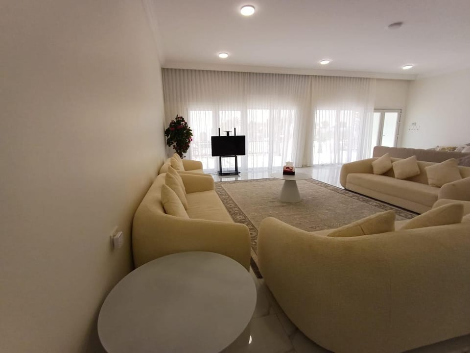 استراحة الهمس House in Abu Dhabi