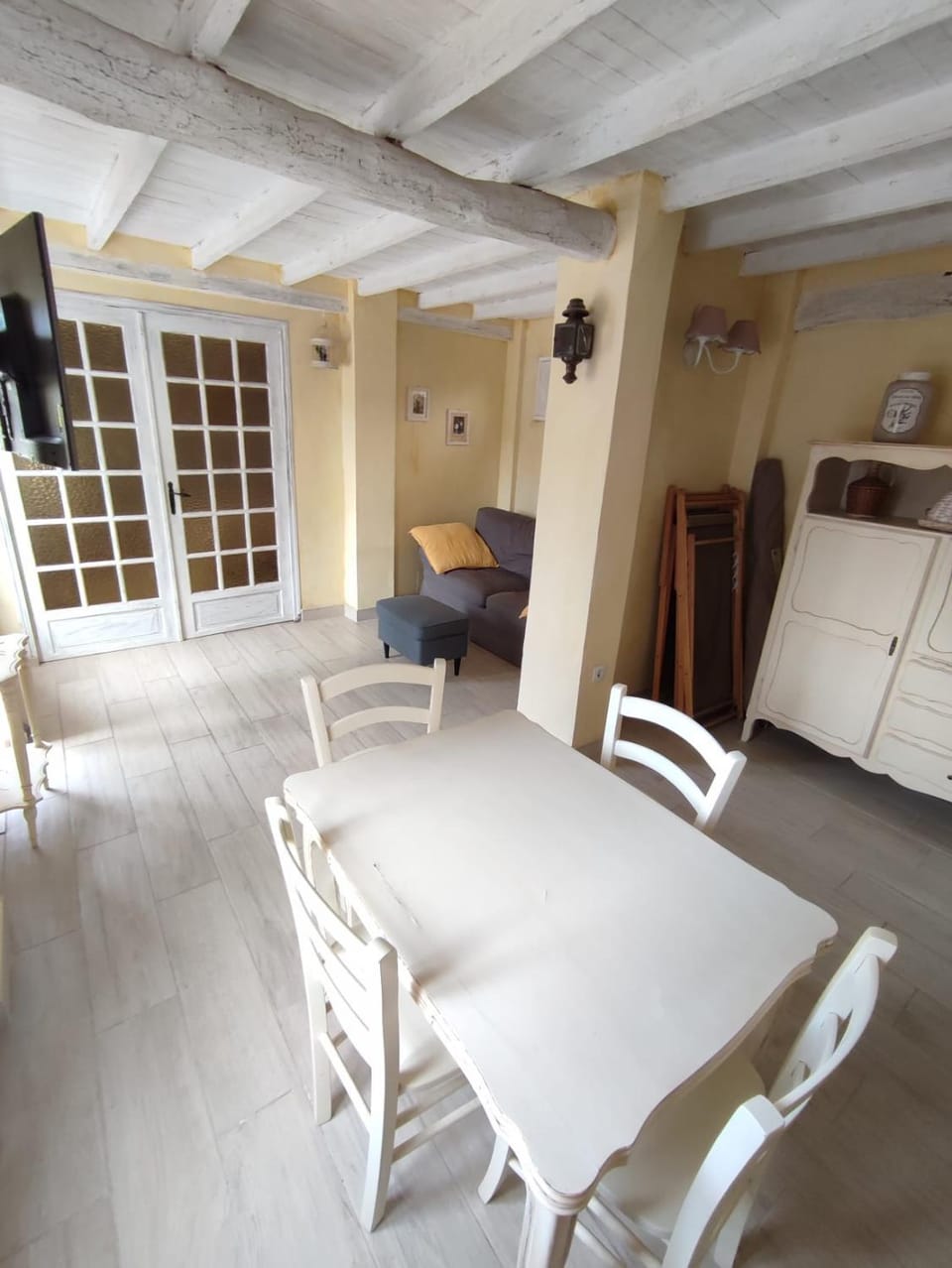 Seating area