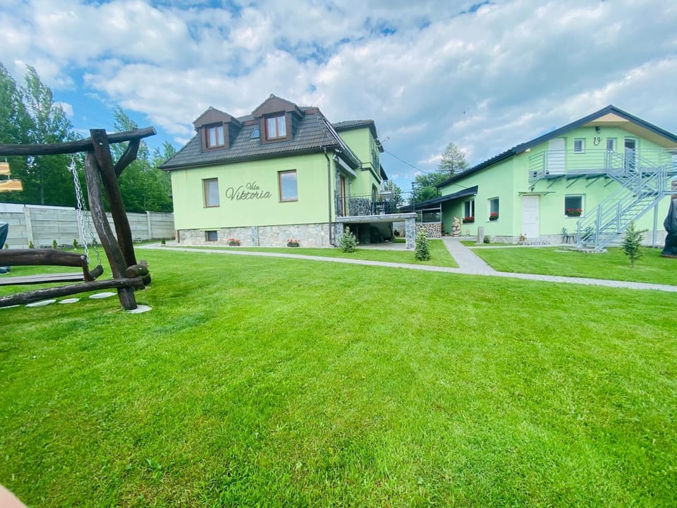 Property building, Garden