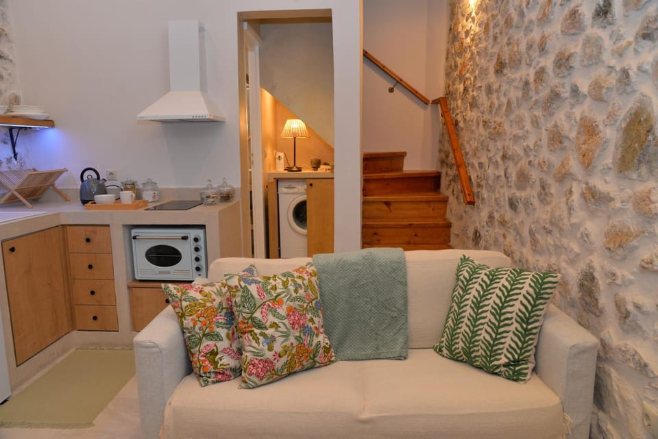 Caeli's Home Apartment in Peloponnese Region