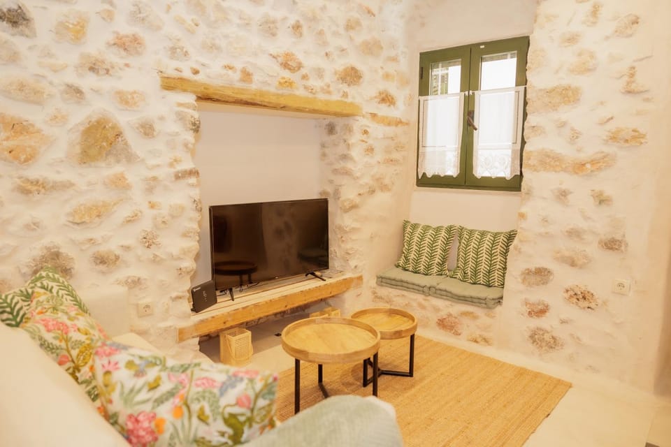 Caeli's Home Apartment in Peloponnese Region
