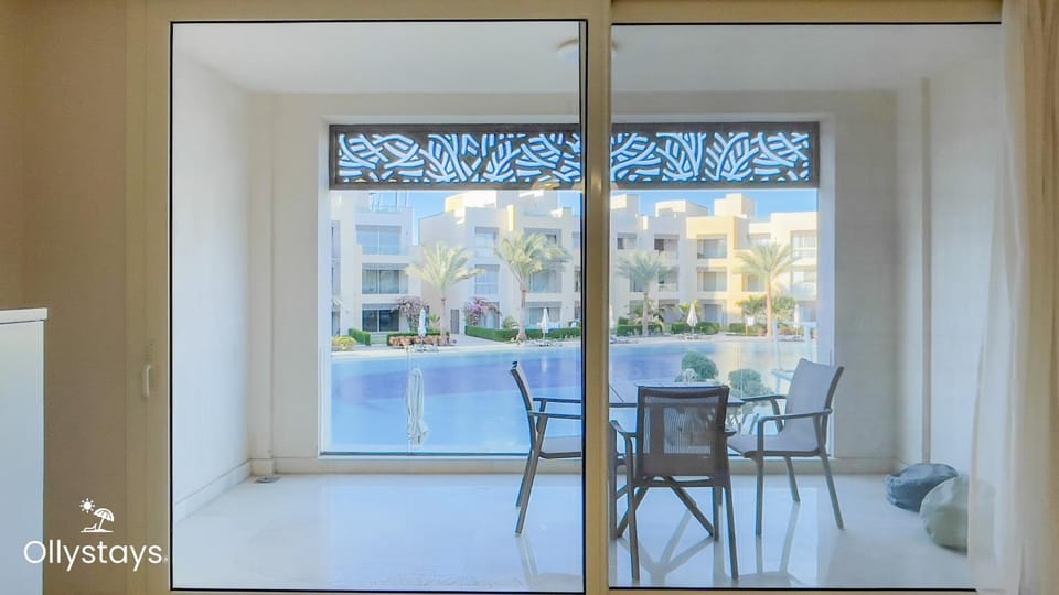Patio, View (from property/room), Balcony/Terrace, Pool view, Swimming pool