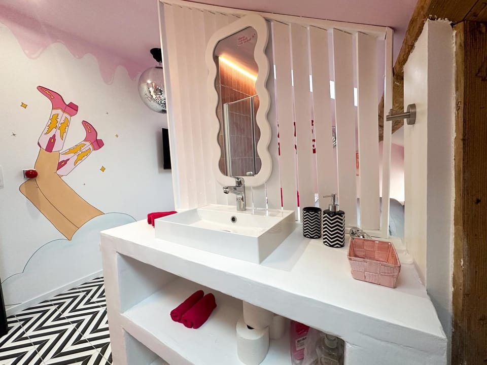 Chambre Disco Paradisio Apartment in Sélestat
