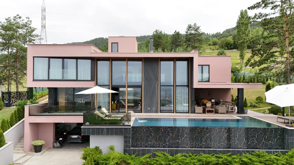 Property building, Pool view, Swimming pool, sunbed