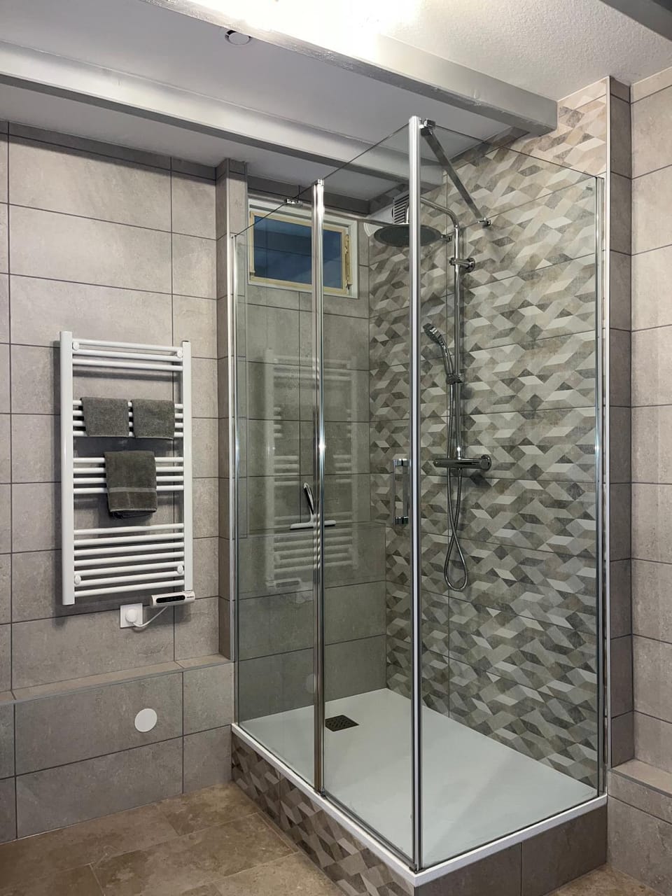 Shower, Bathroom