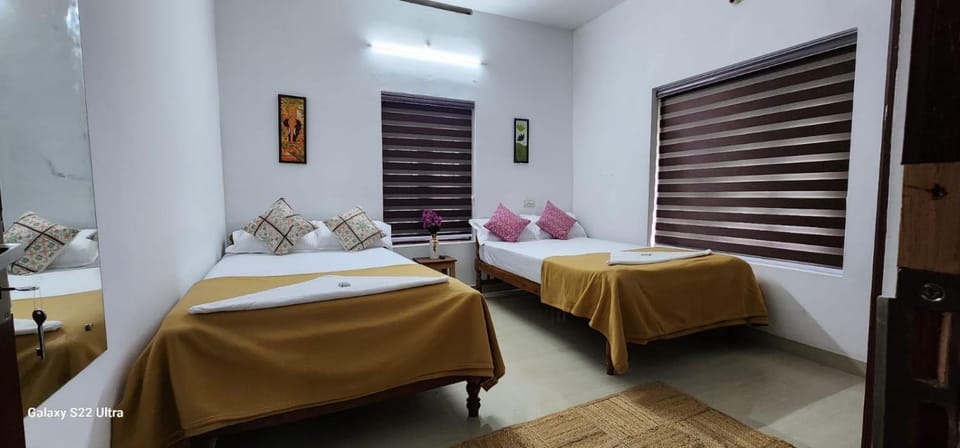Rams Guest House Samudra-Walk to Cliff,Odayam,Black Beach Varkala Bed and Breakfast in Varkala