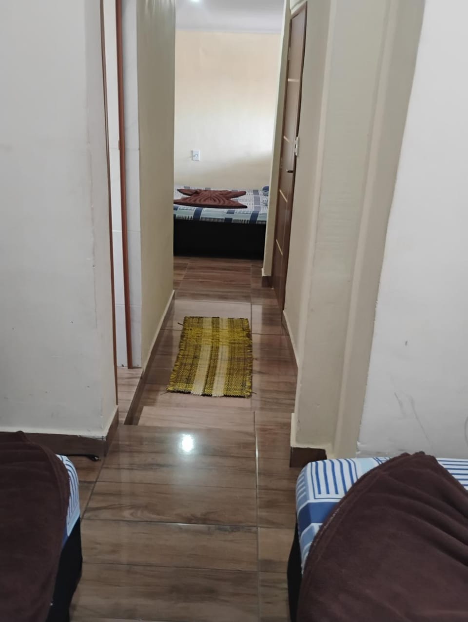 Quarto duplo para 4 pessoas a só 600 metros da Basílica Apartment in State of São Paulo