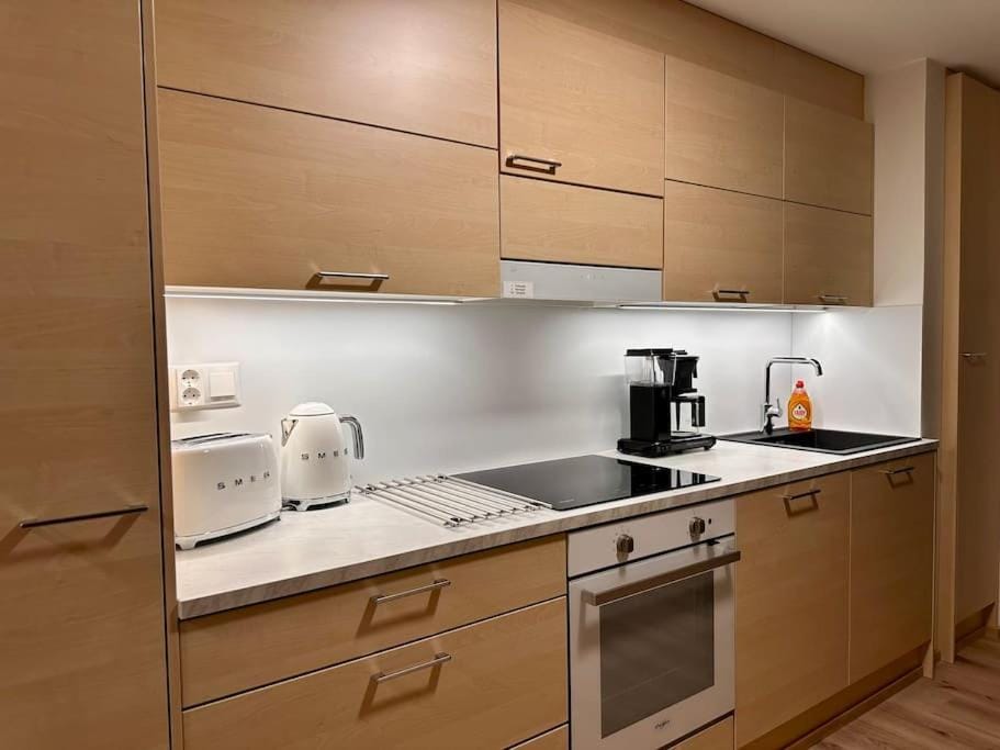 Coffee/tea facilities, Kitchen or kitchenette, toaster