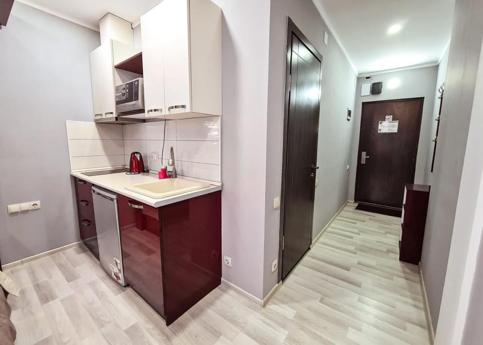 Kitchen or kitchenette, stove