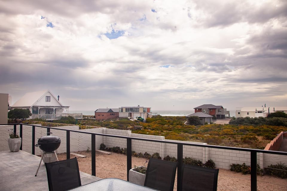 Natural landscape, Garden, Balcony/Terrace, Sea view