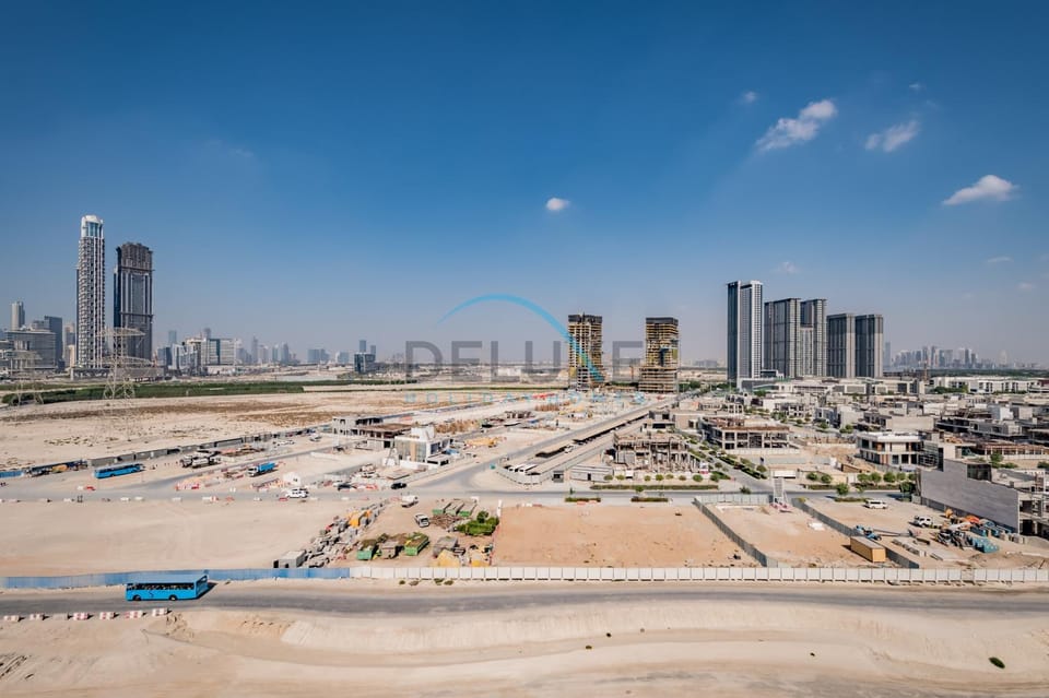 City view, Street view
