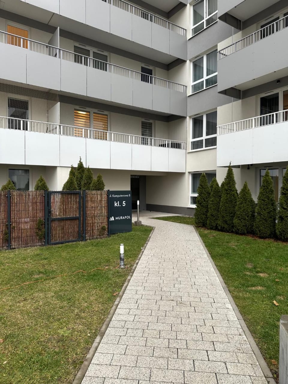 Property building, Facade/entrance