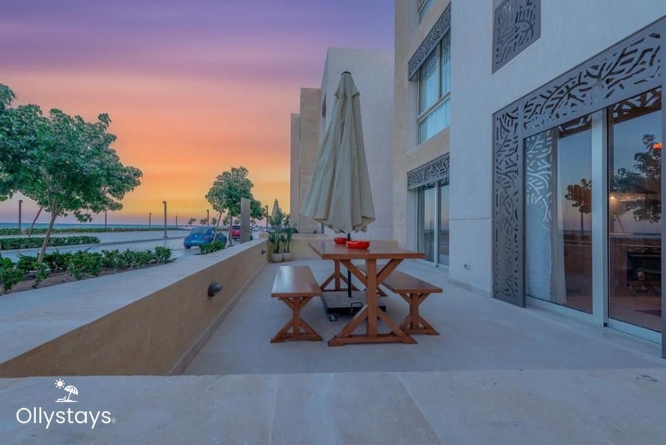 Patio, View (from property/room), Balcony/Terrace