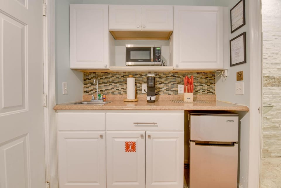 VanGogh Studio Apartment in Key West