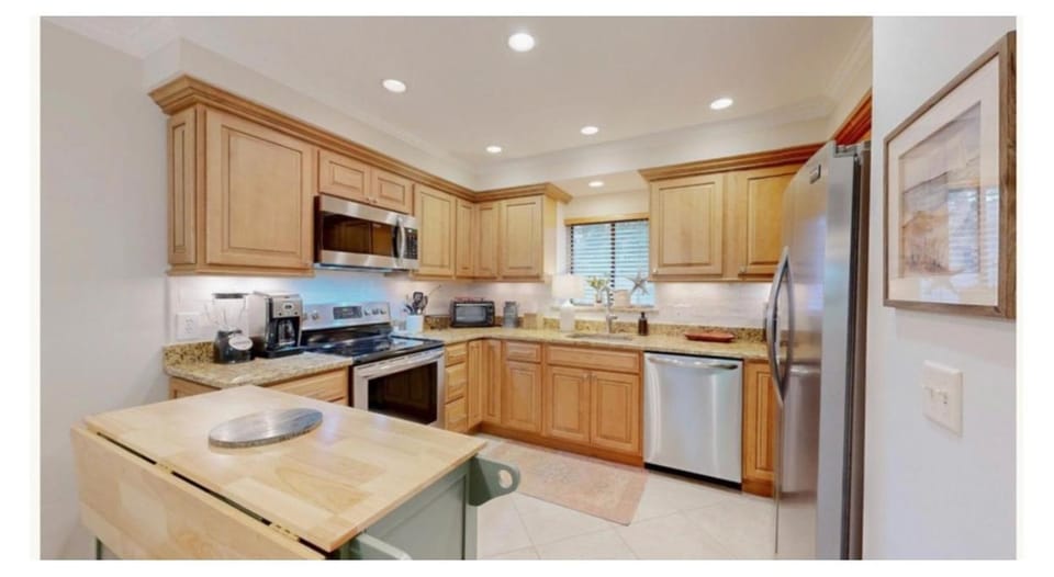 Cozy Island Getaway in Palmetto Dunes Four night minimum stay required Villa in Hilton Head Island