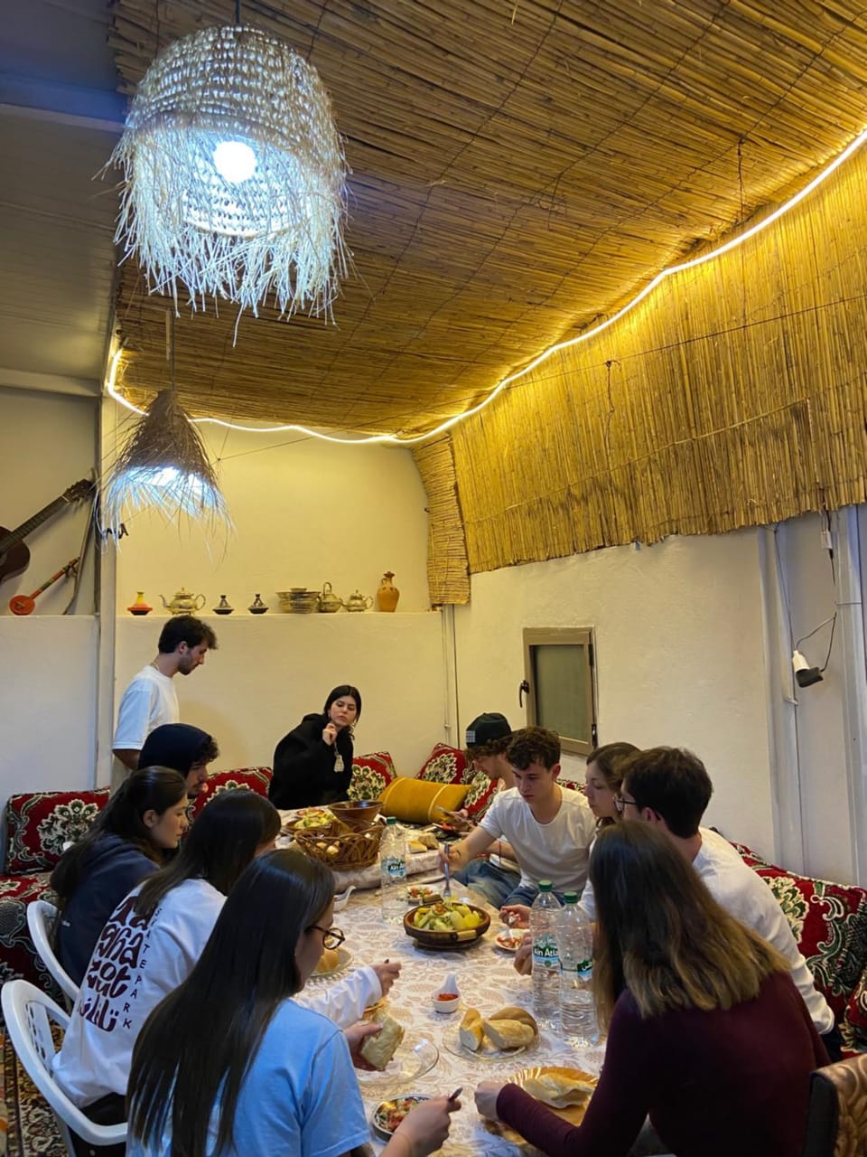 Food and drinks, Food, Lunch, Dinner, group of guests