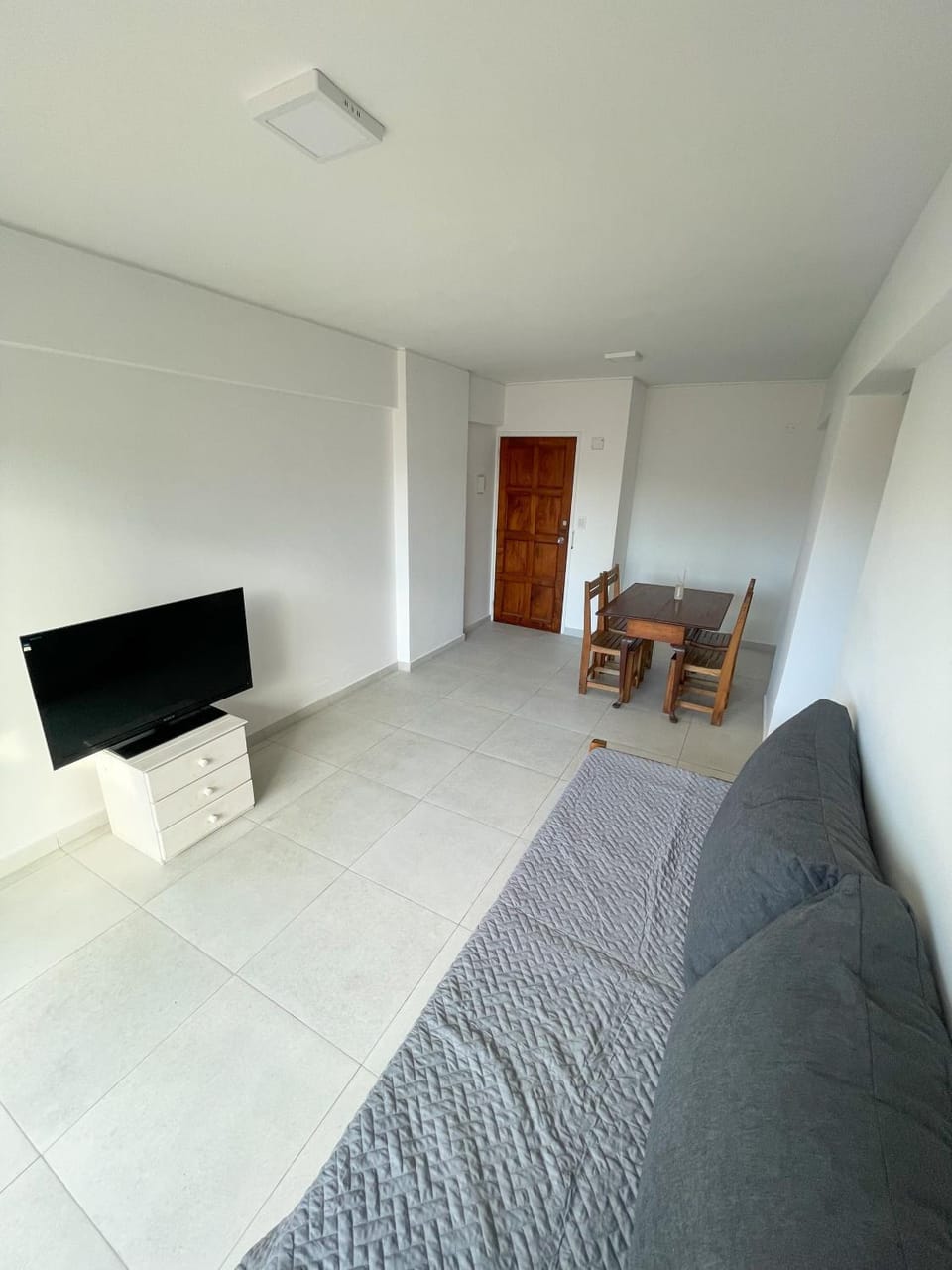 Bed, Living room