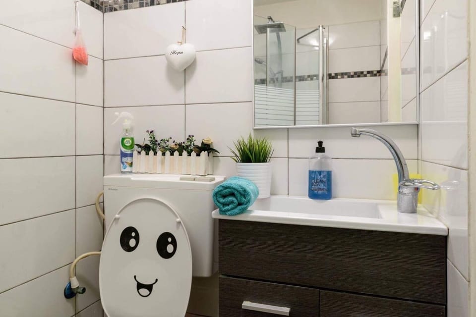 סטודיו חדשה ברחוב בוגרשוב המפורסם Apartment in Tel Aviv-Yafo