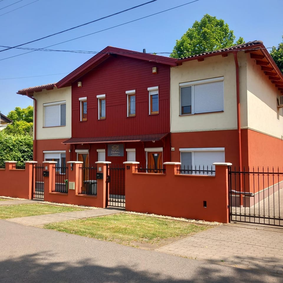 Bródy 51 53 Apartman Apartment in Hungary