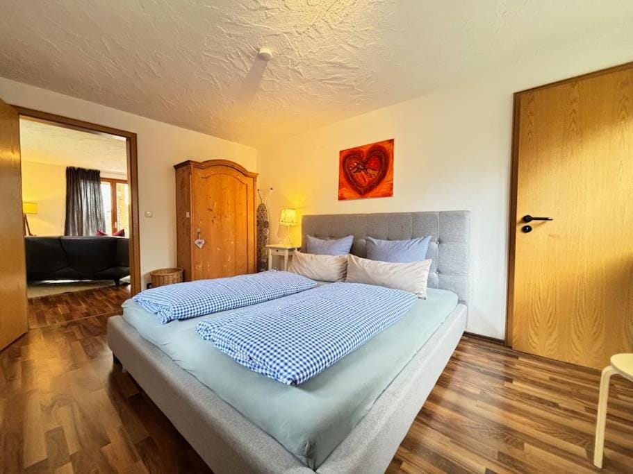 Bed, Bedroom, wardrobe