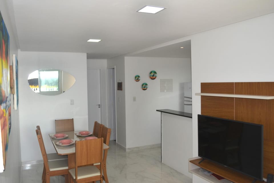 Communal lounge/ TV room, TV and multimedia, Kitchen or kitchenette, Living room, Seating area, Dining area, Evening entertainment, oven