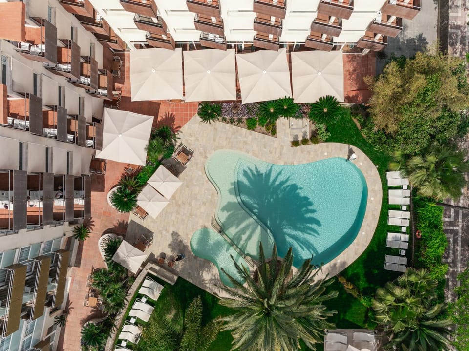 Garden, Swimming pool