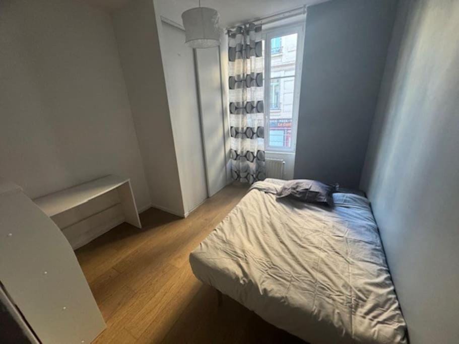 Quartier citée du design Apartment in Saint-Étienne
