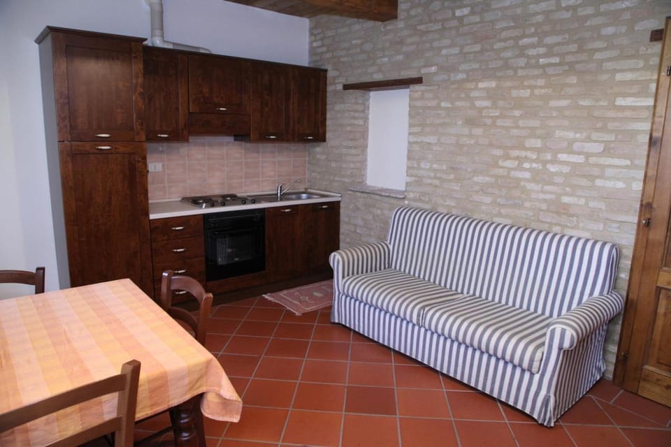 Agriturismo Sant'Antonio Farm Stay in Marche