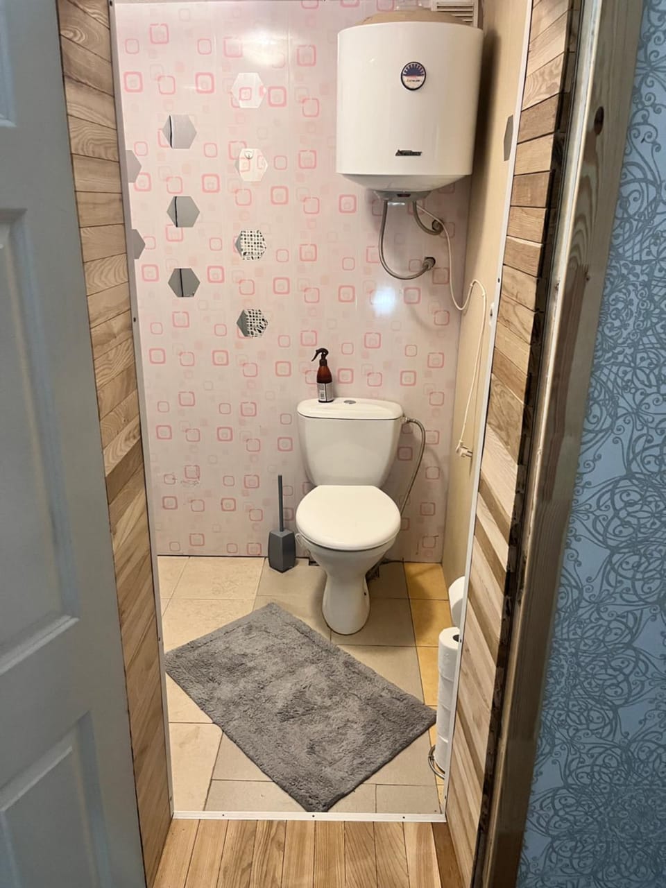 Shower, Toilet, Bathroom