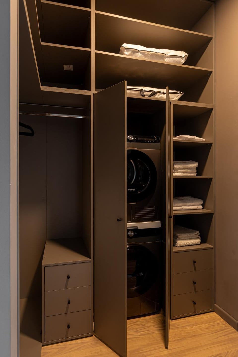 wardrobe