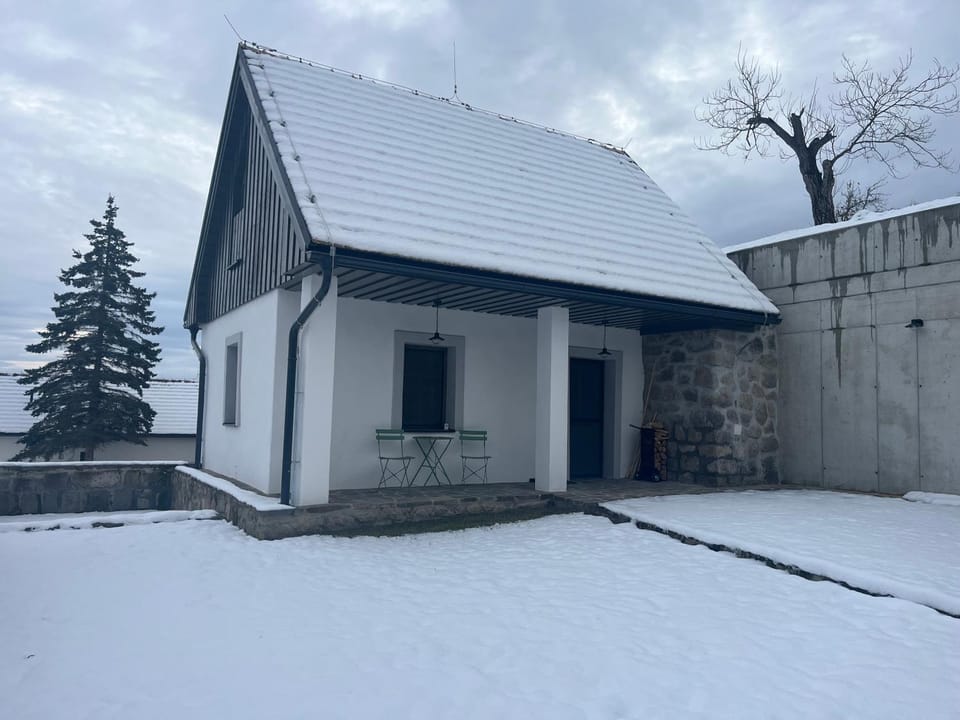Property building, Winter
